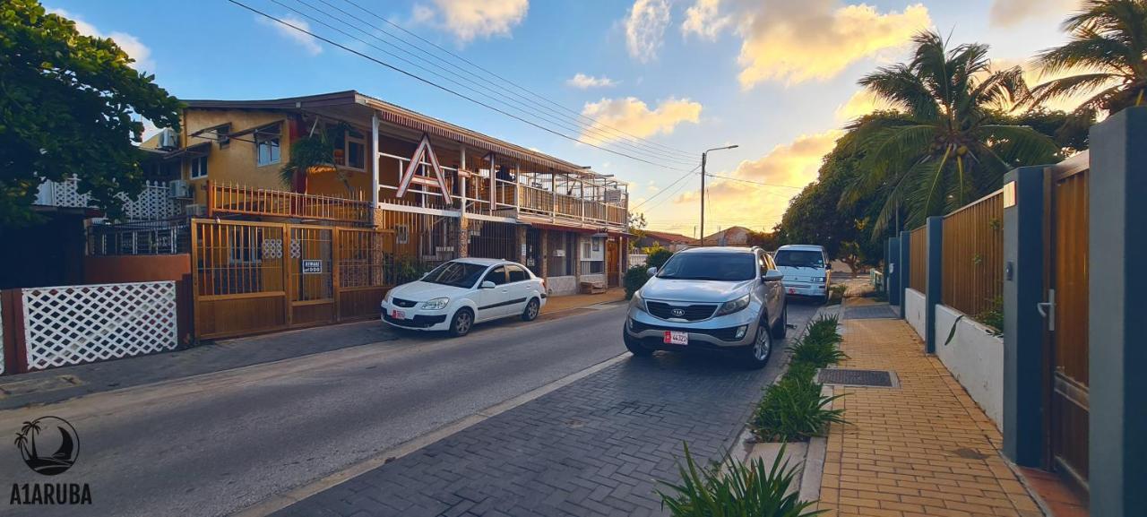 A1 Apartments Aruba Oranjestad Exterior foto