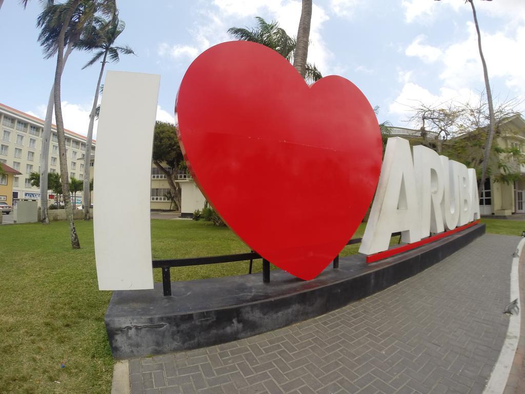 A1 Apartments Aruba Oranjestad Exterior foto