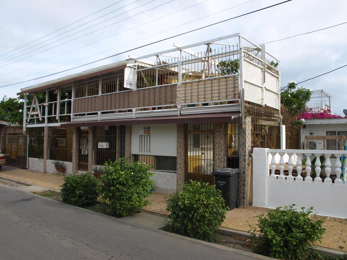 A1 Apartments Aruba Oranjestad Exterior foto